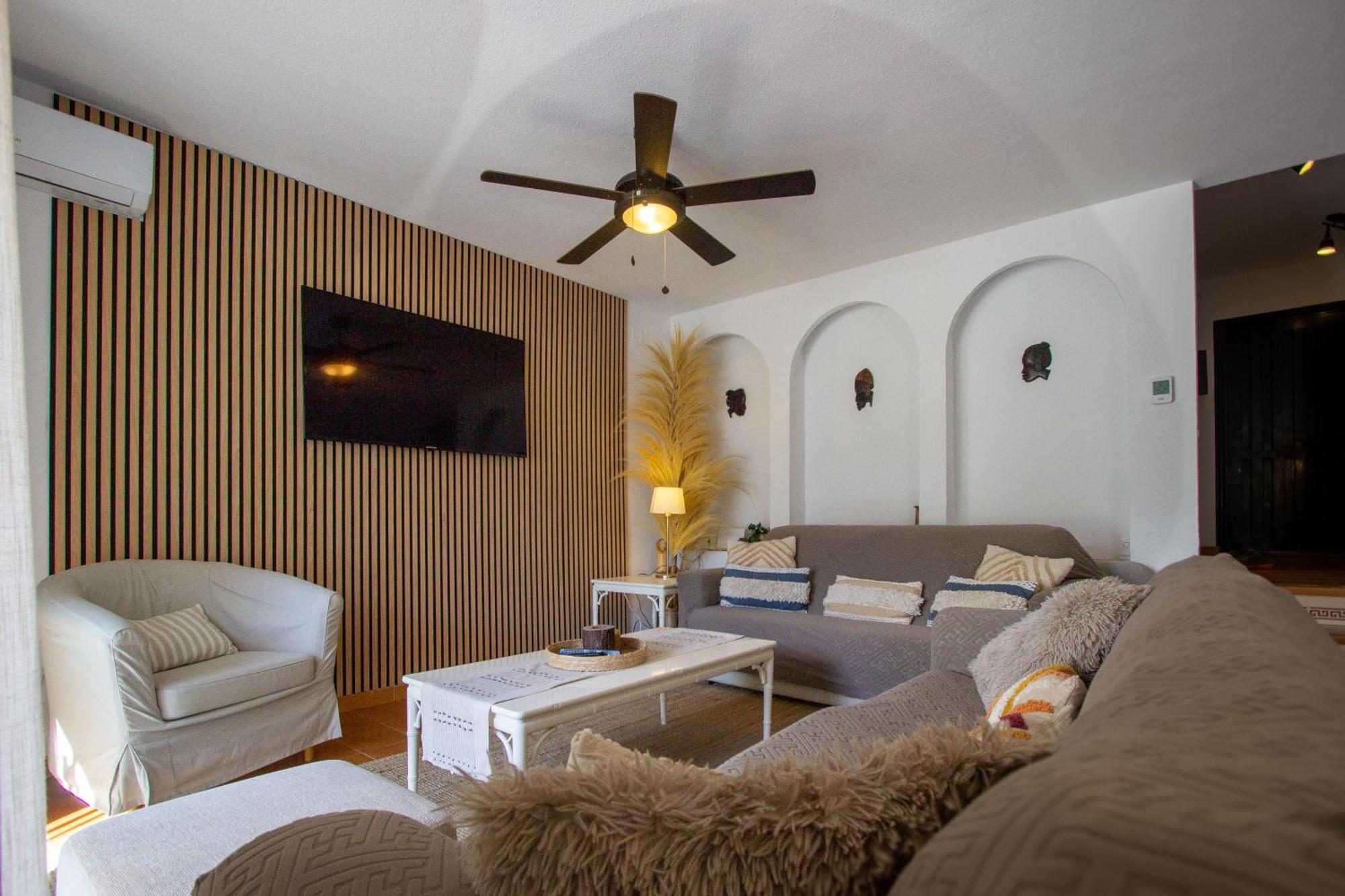 Marina De Casares Beach House San Luis de Sabinillas Exterior foto